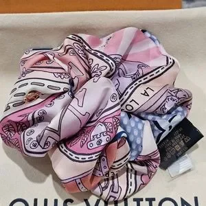 Louis Vuitton | Accessories | Louis Vuitton Scrunchie Hair  display picture 1
